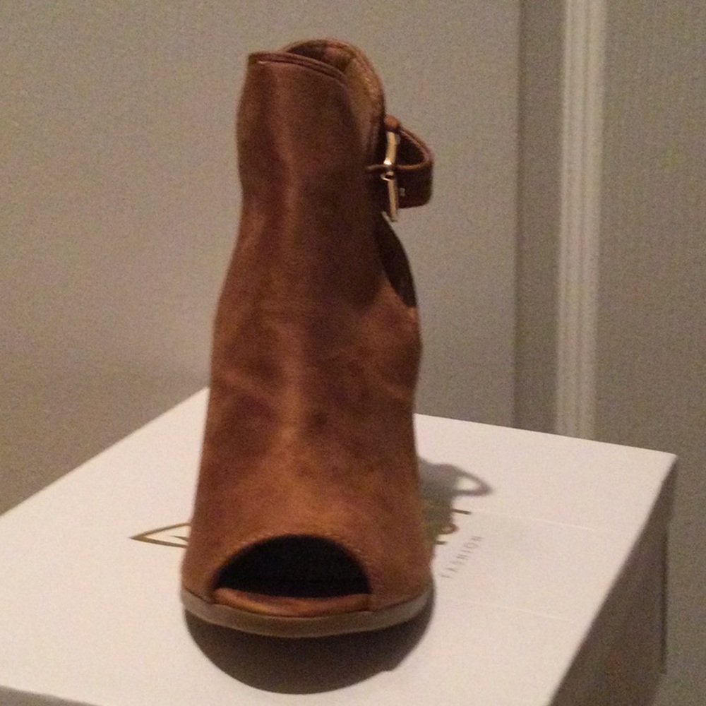 Women’s Booties